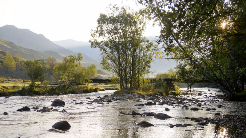 Siberian river and mountains